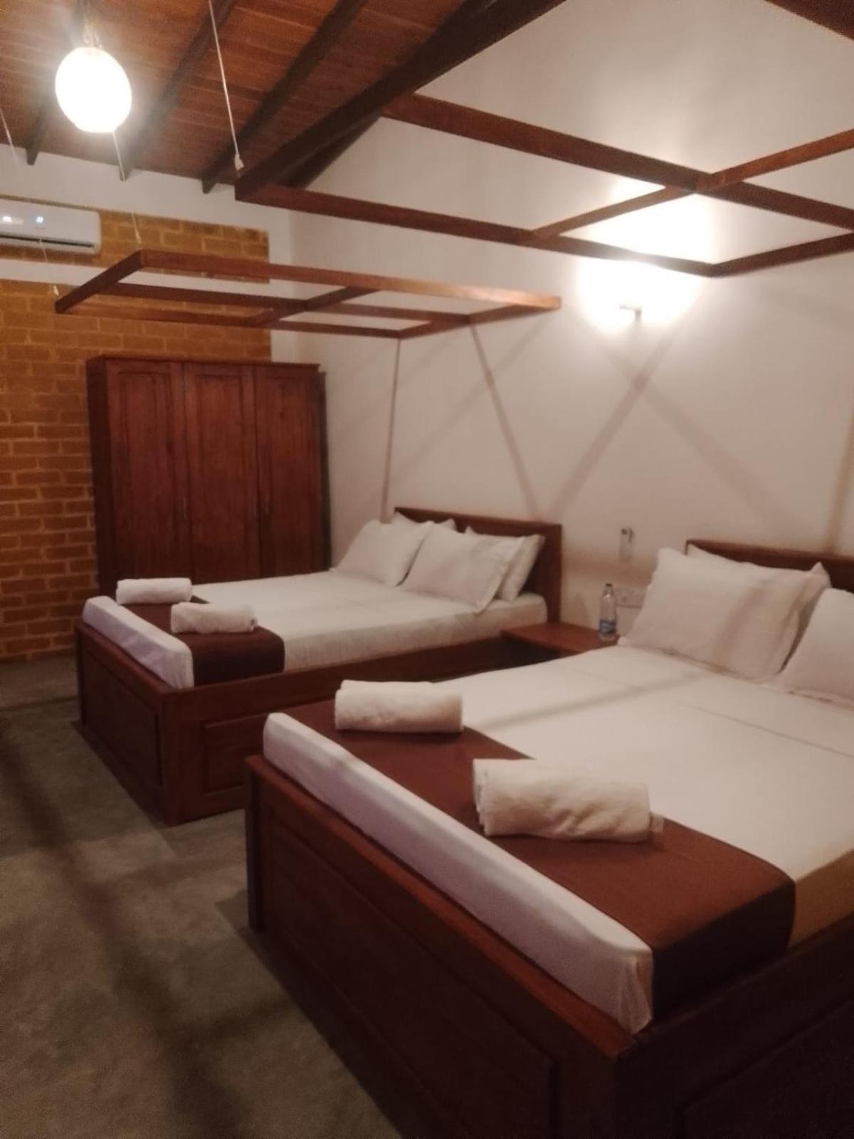 Pinnacle Pearl Hiriketiya ディックウェラ エクステリア 写真